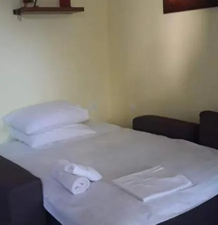 Lefkada Classic Two Bedroom Apartament Nikiana